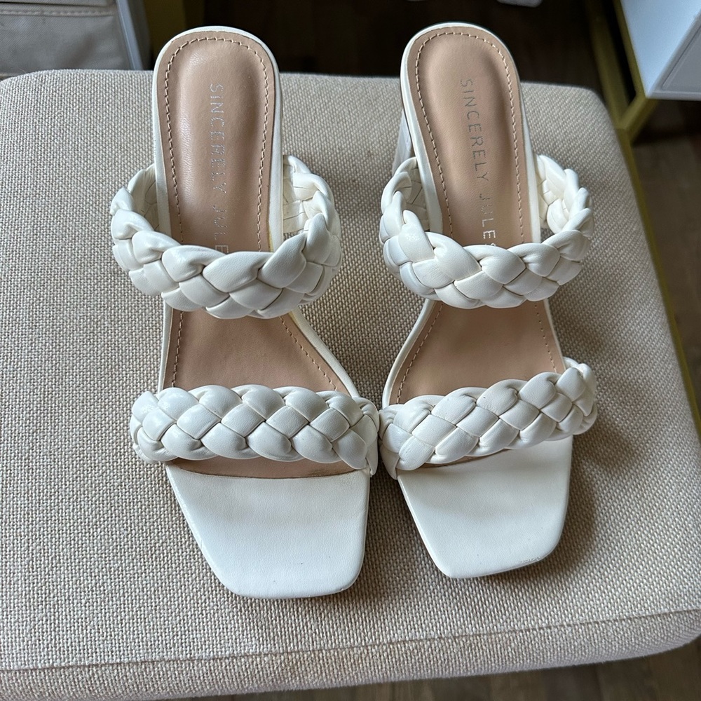 Beige heels size 8.